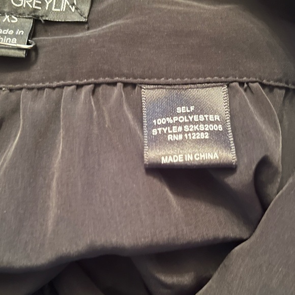 NWOT Greylin Dressy Black Shorts w/ Pleated Waist w/ Pockets Zip Closure Sz XS - Picture 7 of 7